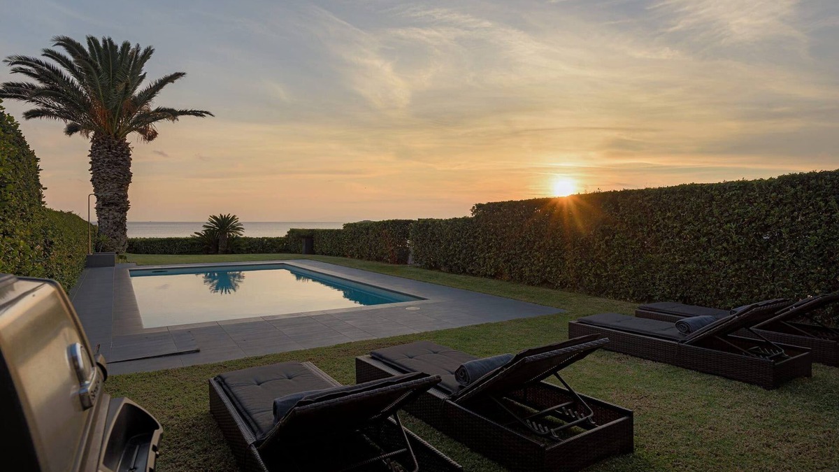 Athens City Centre Villa | Spectacular Legrena Villa | Villa Maria | 4 Bedrooms | Beachfront with.