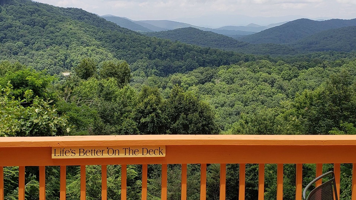 Burnsville House | Spectacular Million Dollar View - Amazing Mountain Resort - Spacious Townhome