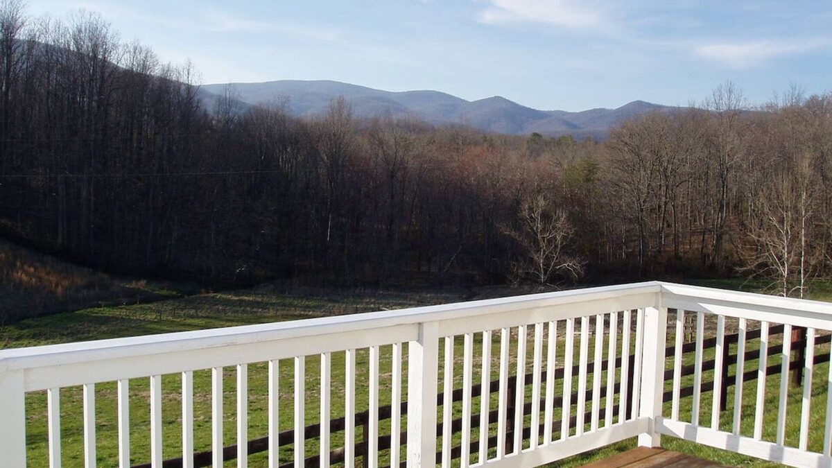 Stanardsville Apartment | Spectacular Mountain Views! Beautifully appointed. Pool. Hiking trails. Deck.
