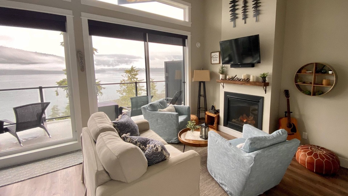 Port Renfrew House | Spectacular Ocean View Luxury 2 Bedroom 2 Full Bathroom