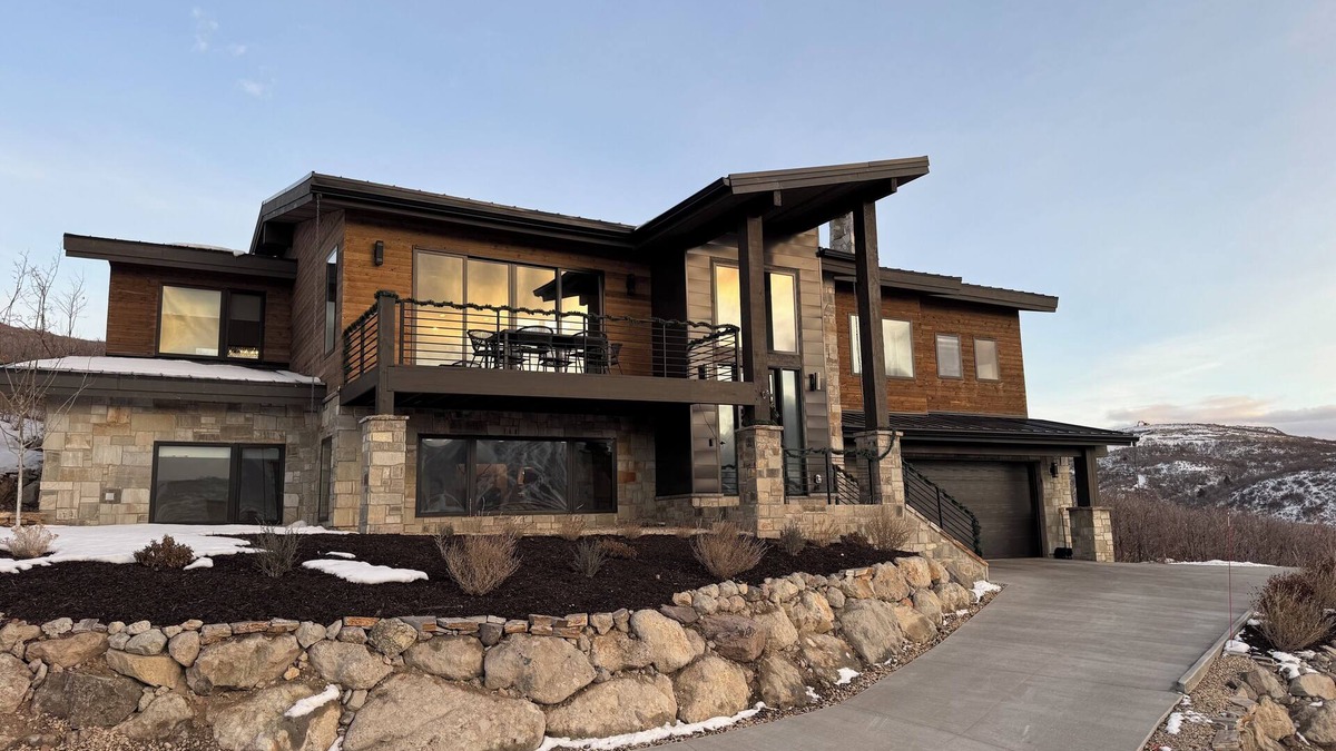 Hideout House | Spectacular Park City 4-bedroom home, with amazing Mountain and Lake views.