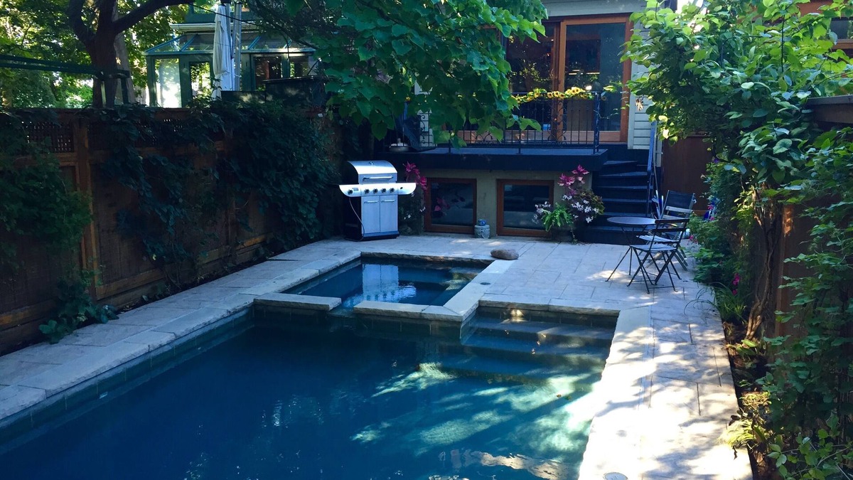 The Beaches House | Spectacular Toronto Home on Beach with Private Pool!