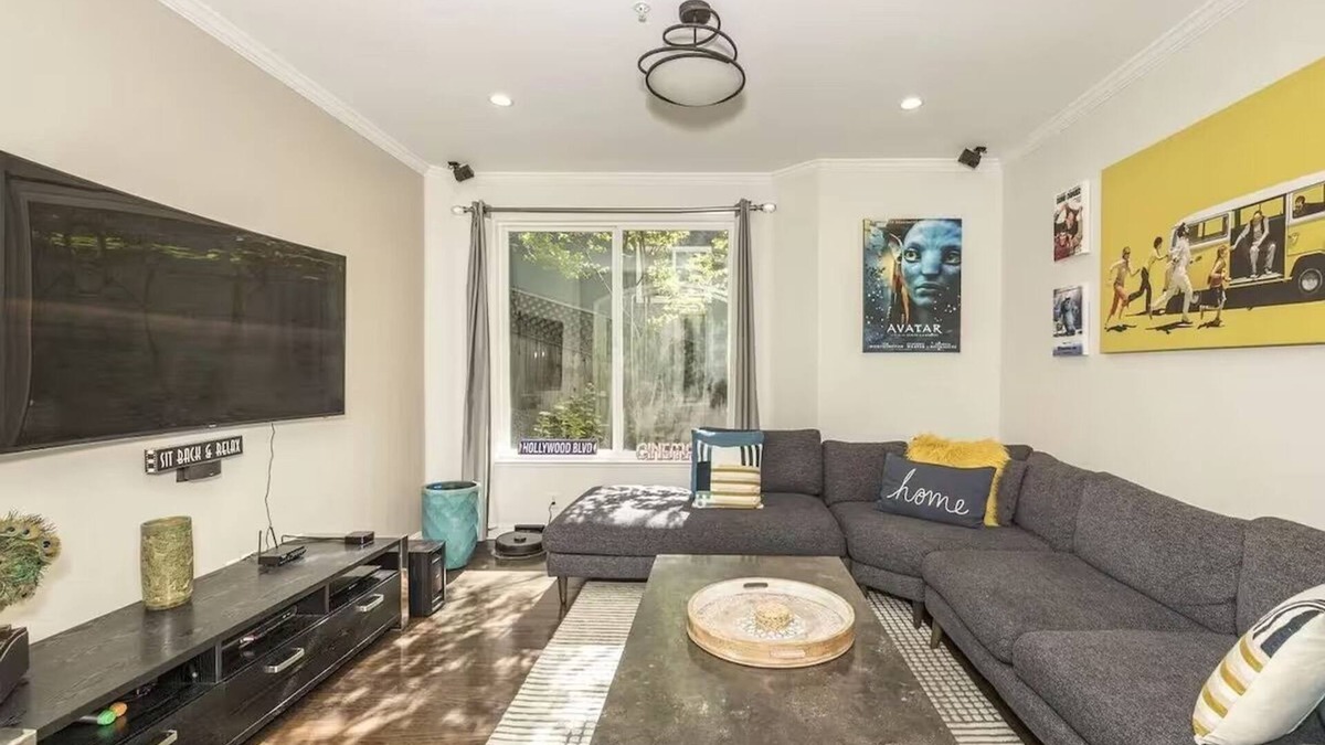 Emerald Hills House | Spectacular Valley Views 6-bedroom house with WiFi, AC in charming Emerald Hills
