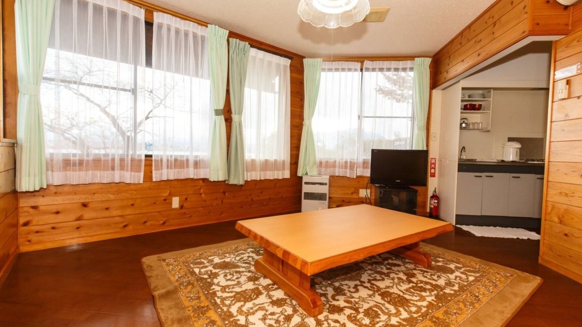 Oishi Cottage | Spectacular view of Mt Fuji and Lake Kawaguchi E /Minamitsuru-gun Yamanashi