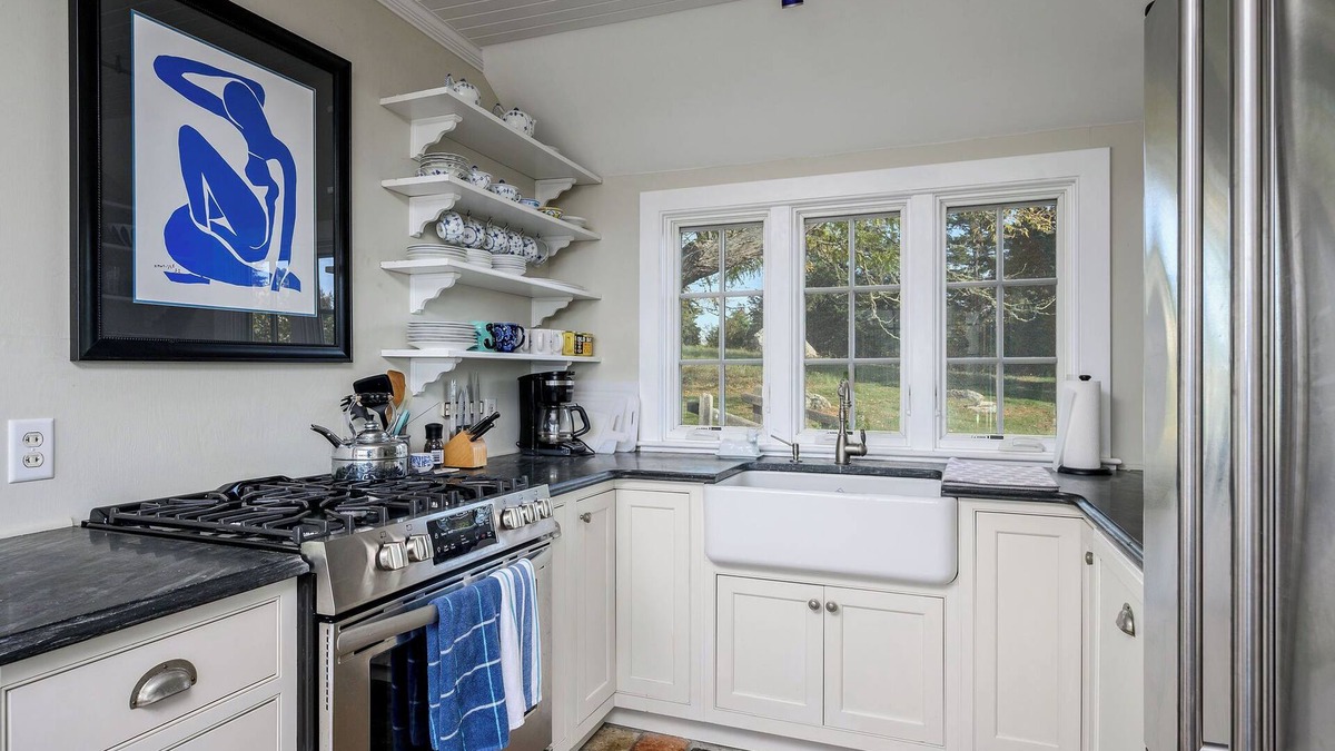Barnstable House | Spectacular Waterfront Property in Barnstable Village