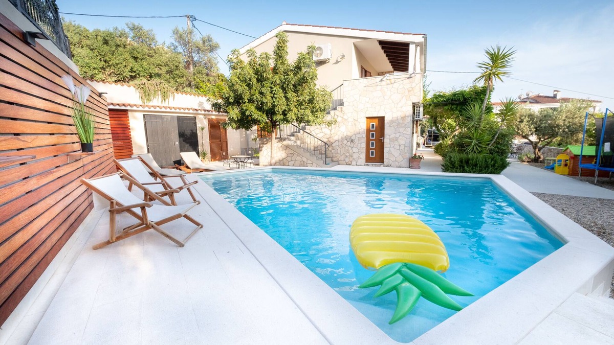Trogir Villa | Spend amazing holidays with family, kids and friends in Villa Verandah ! ! !