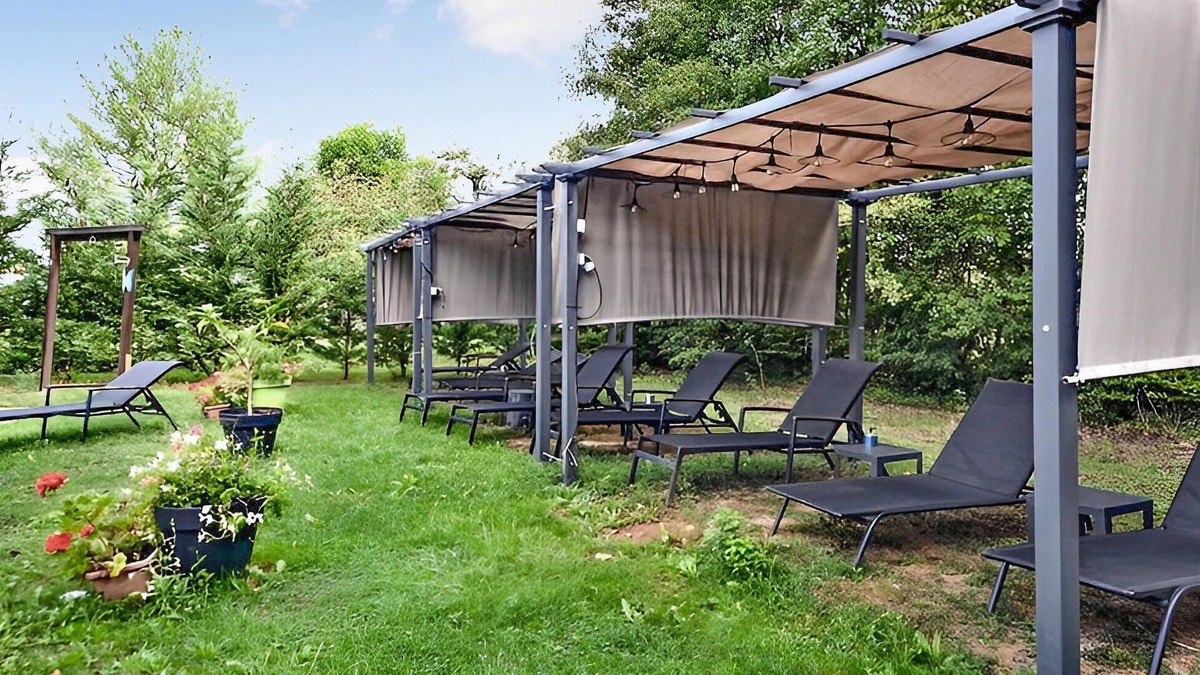 Cormatin House | Spend an unforgettable vacation in this inviting vacation home with pool.