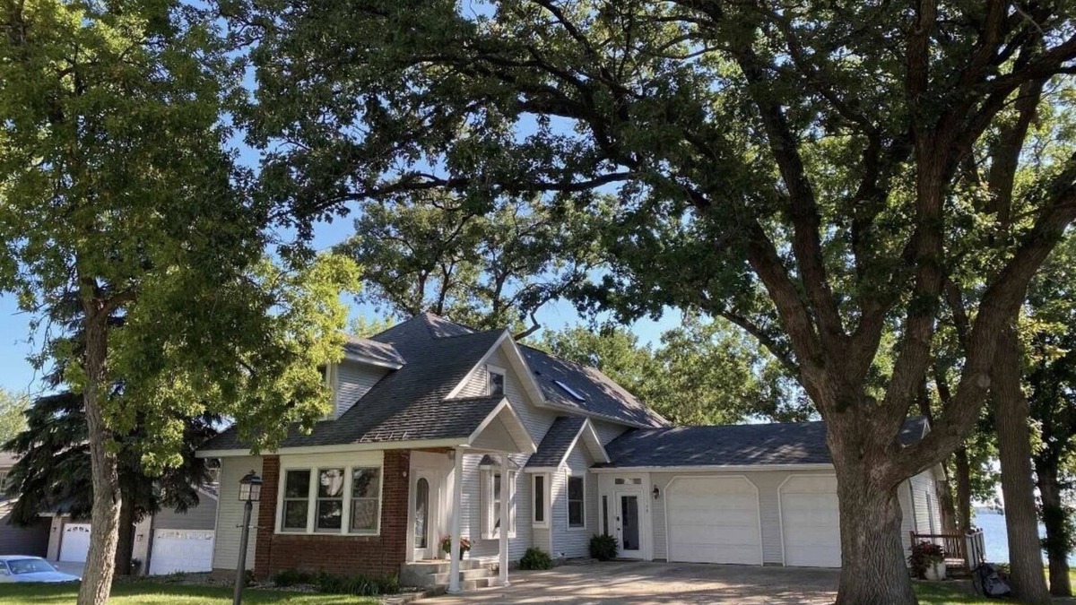 Spicer Cottage | Spice of Life Cottage on Green Lake - Family Rental.
