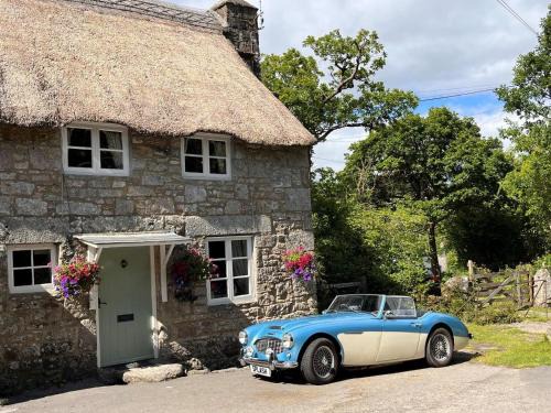 Newton Abbot House | Splash Cottage