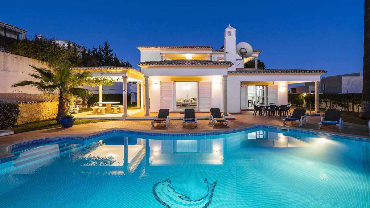 Cerro de Aguia Villa | Splendid 4-Bedroom Villa with Sea View - Pool - Air Conditioning - WIFI