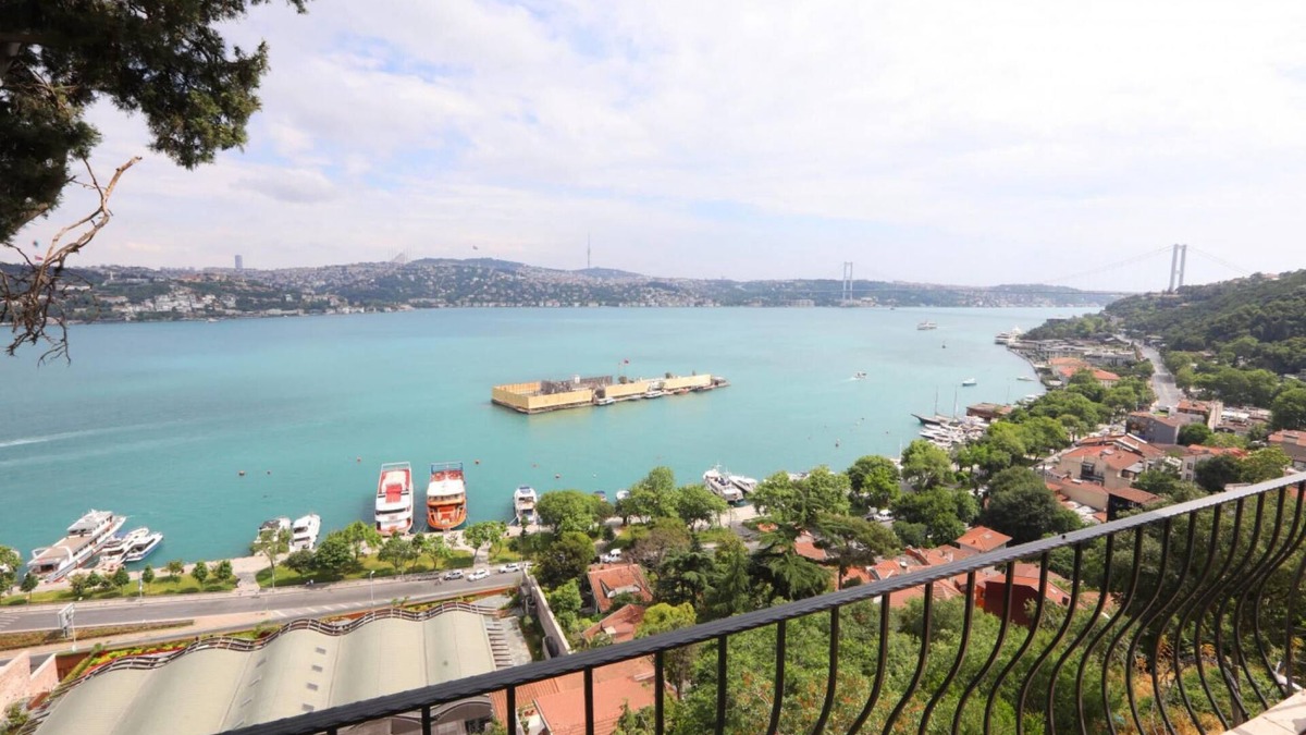 Kurucesme Apartment | Splendid Flat with Bosphorus View in Besiktas