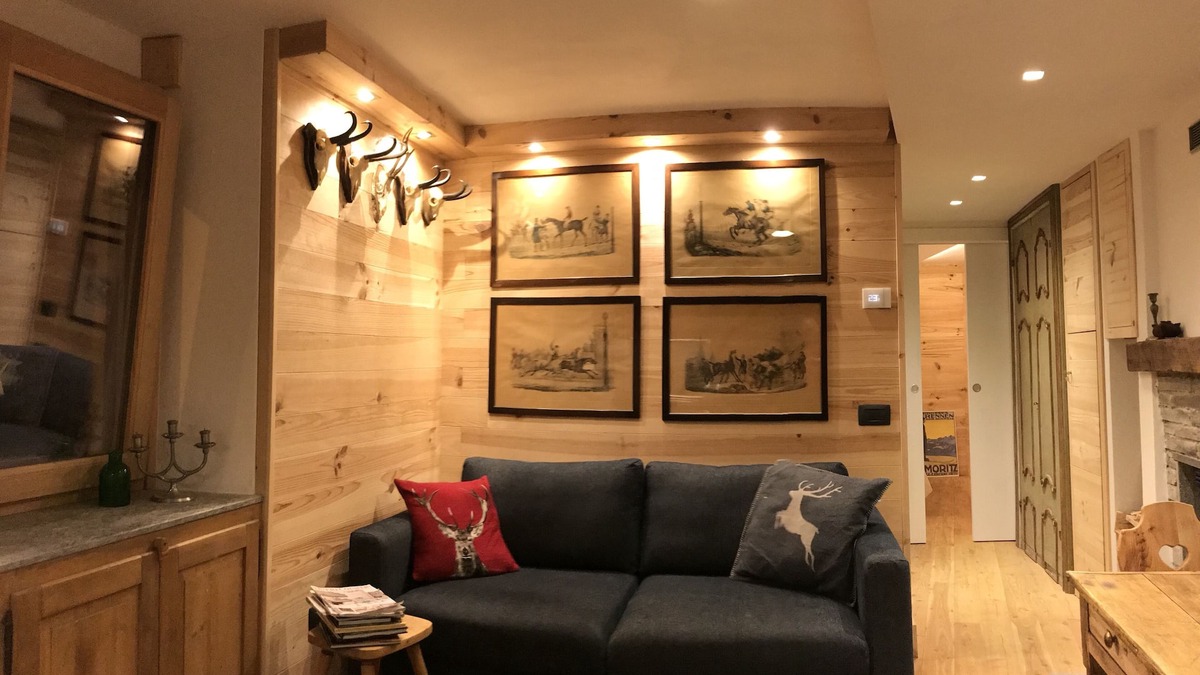 Albosaggia Ski Chalet | Splendid Independent Chalet Junior Suite with triple panoramic exposure