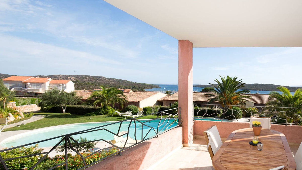 Porto Pozzo Apartment | Splendid Seaview Apartment (N° 18)