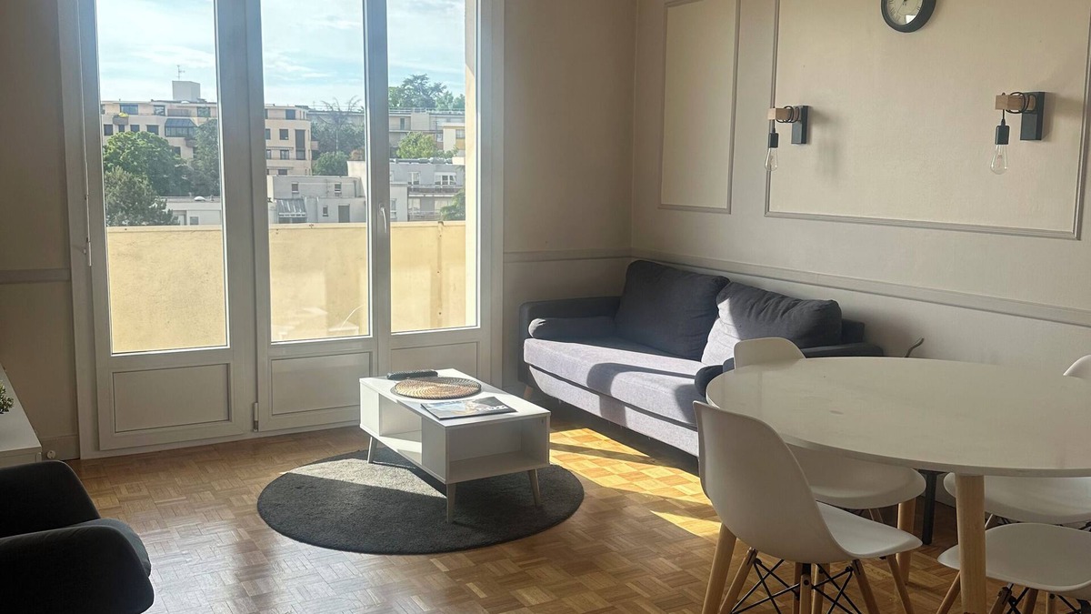 Sablon - Trudaine Apartment | Splendid T4 with balcony