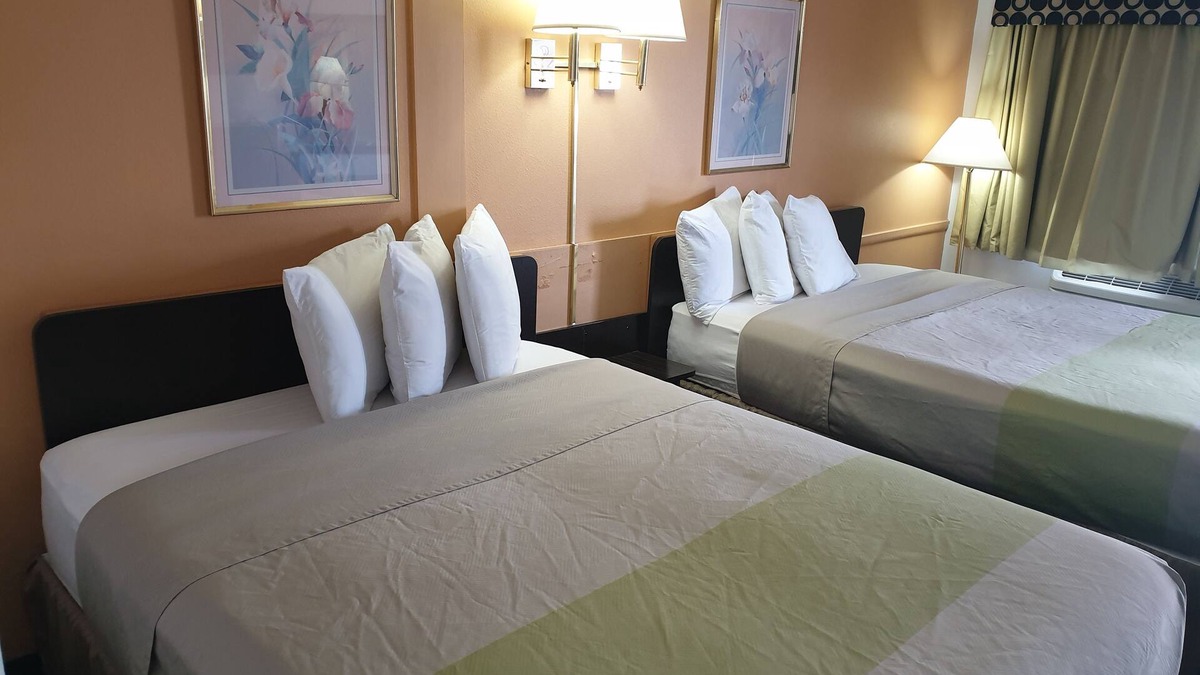 Vernal Hotel | Split Mountain Motel