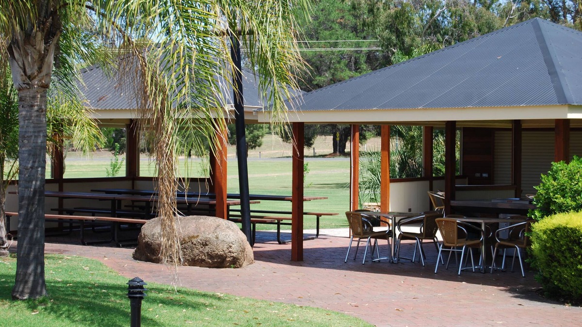 Barooga Hotel | Sportsmans Motor Inn