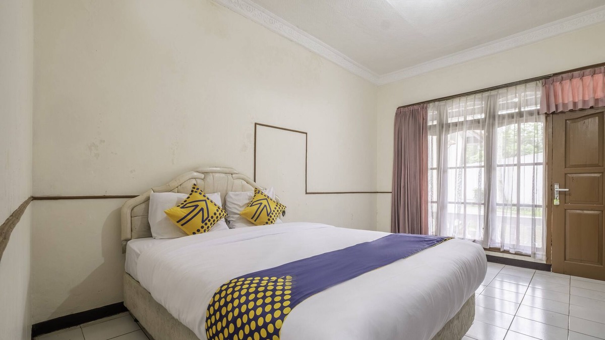 Tasikmalaya Hotel | SPOT ON 2341 Hotel Padjajaran 2