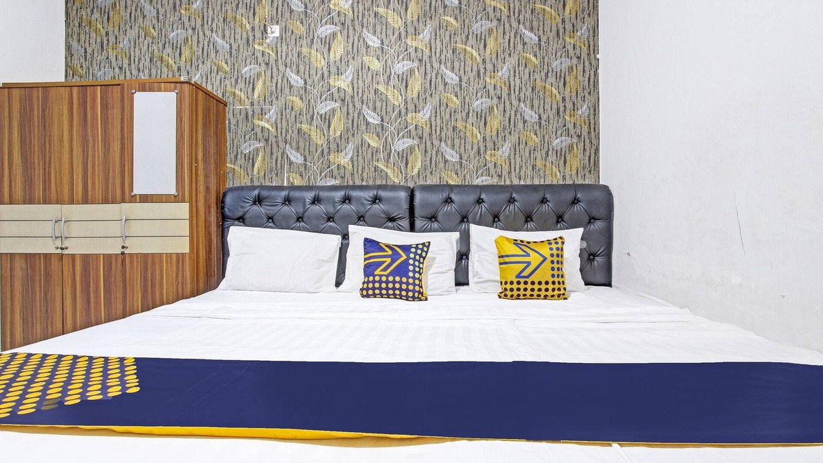 Muncar Hotel | SPOT ON 91521 Mayong Guesthouse