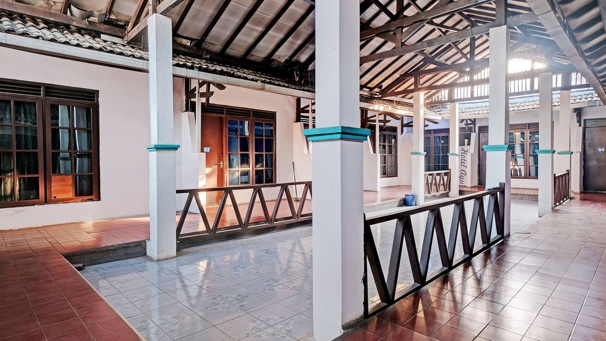 Ungaran Barat Hotel | SPOT ON 92983 Hotel Ayu