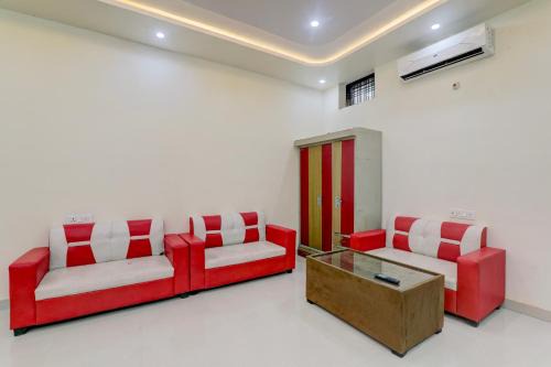 Malihabad Hotel | SPOT ON Kanhaiya Hotel