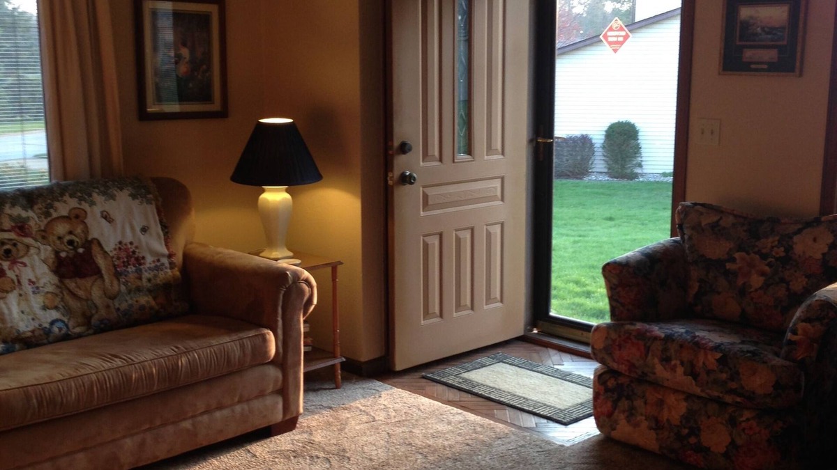 South Bend Apartment | Spotless 1-Bedrm Apt Visit Notre Dame/South Bend