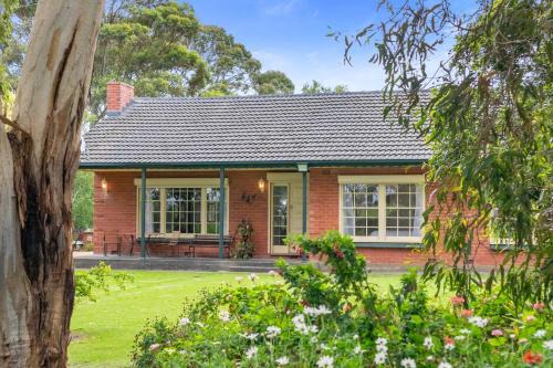 Myponga House | Spottiswoode - 215 Barclay Road, Myponga