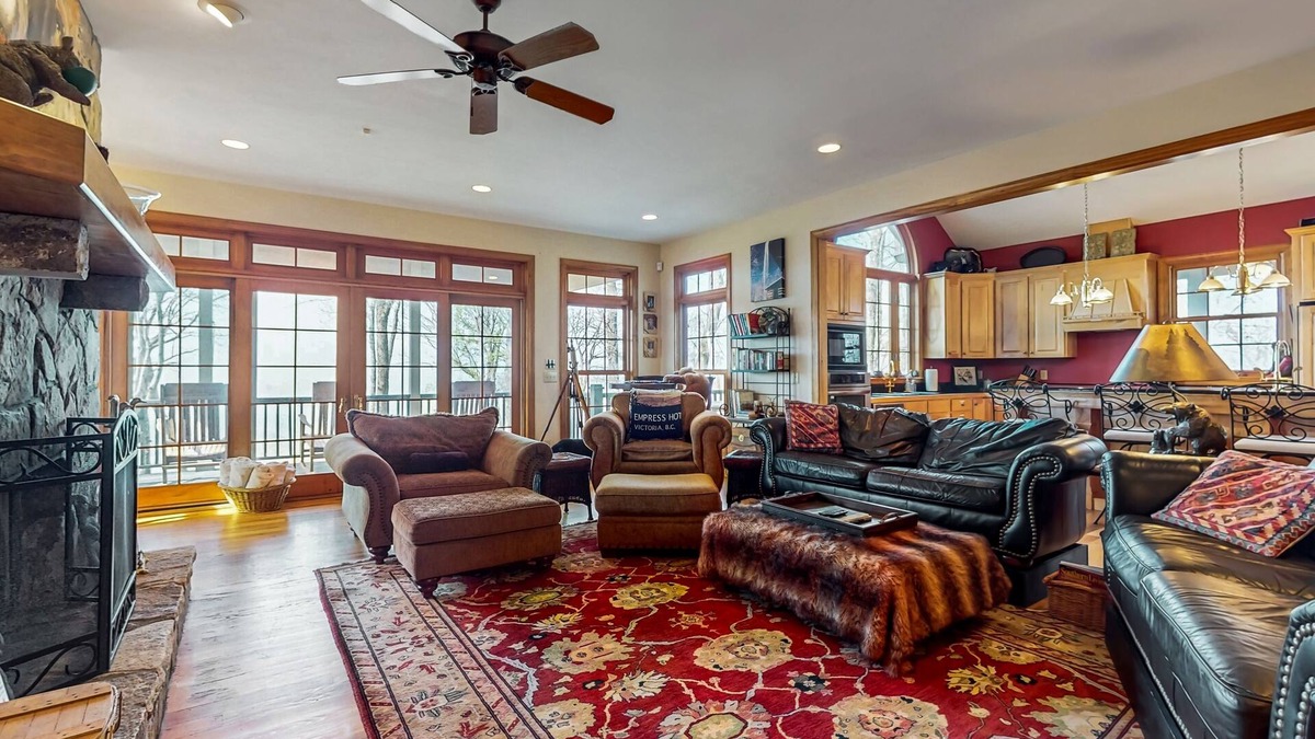 Rosman House | Sprawling family retreat with hot tub, fireplace and mountain views