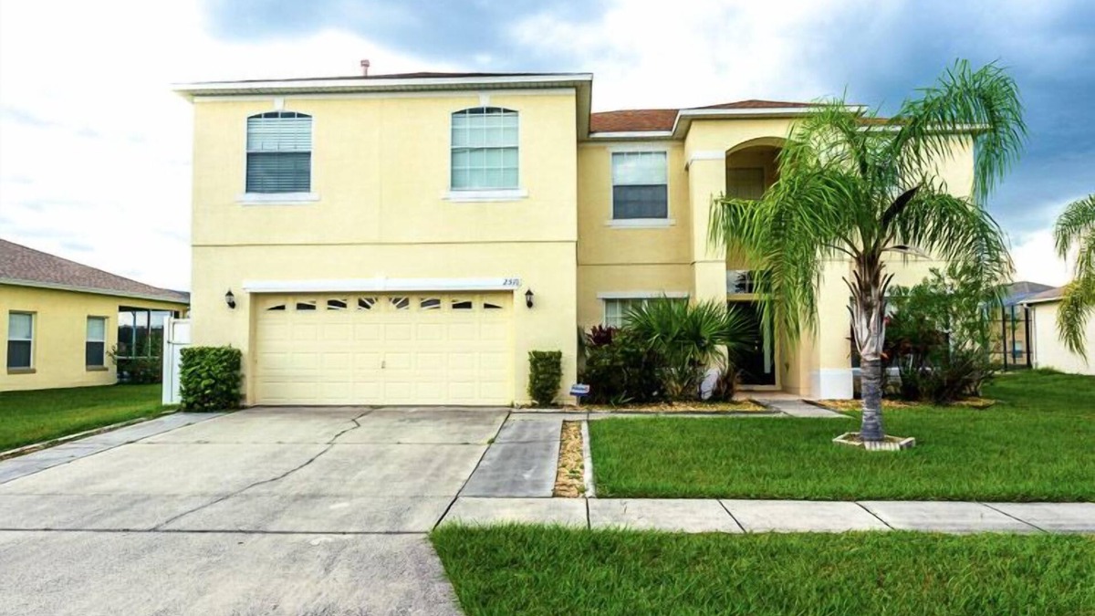 Crescent Lakes Villa | Sprawling Private Pool Home near Disney w/Pond Views & Game Room