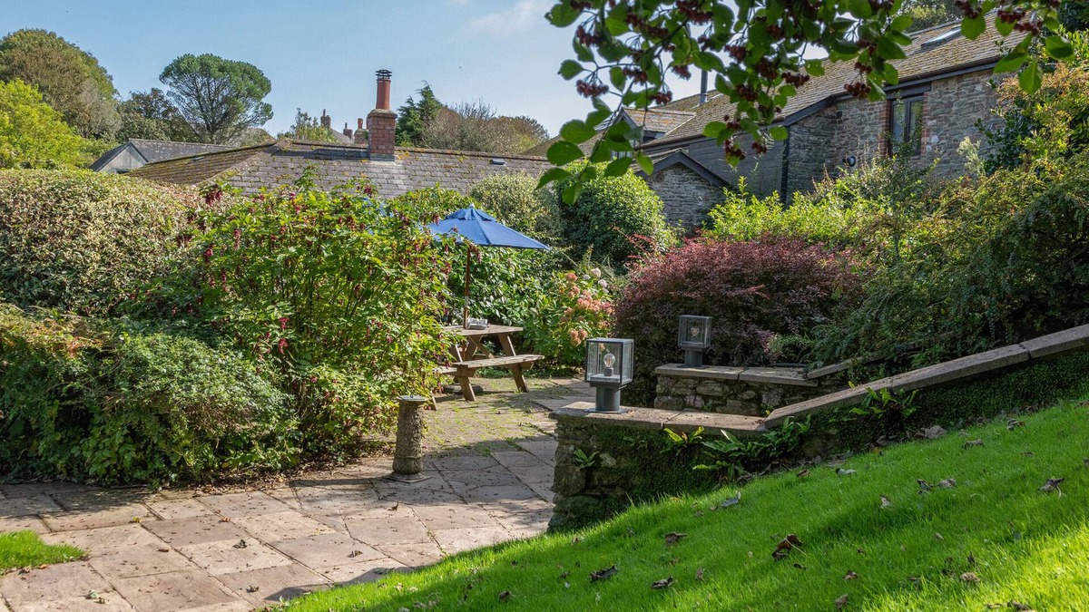 Bolberry Cottage | SPRING BARN, pet friendly, with open fire in Hope Cove