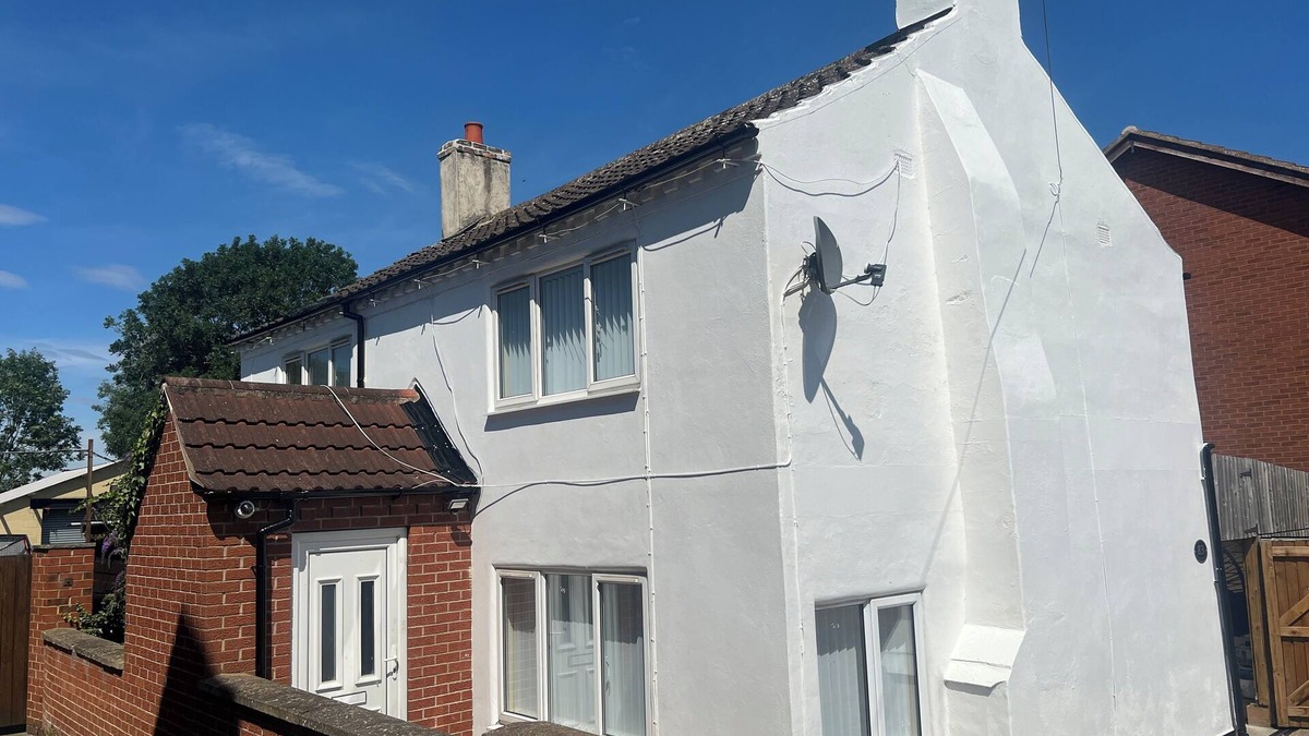 Blyton Cottage | Spring cottage. Beautiful quaint period cottage in the heart of Lincolnshire.