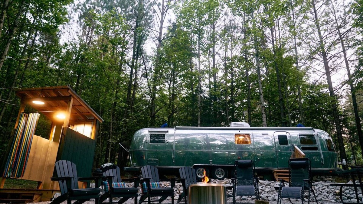 Sparta House | Spring Sale! Family Airstream with Lake Acess