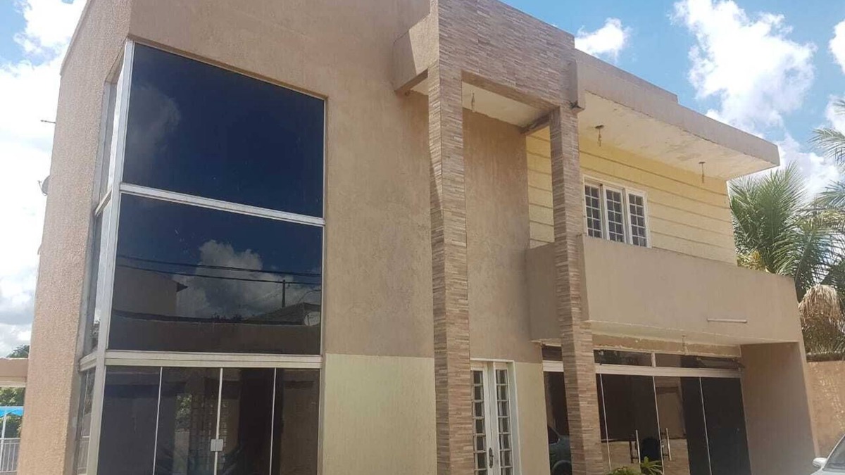 Taguatinga House | SPRING SEASON