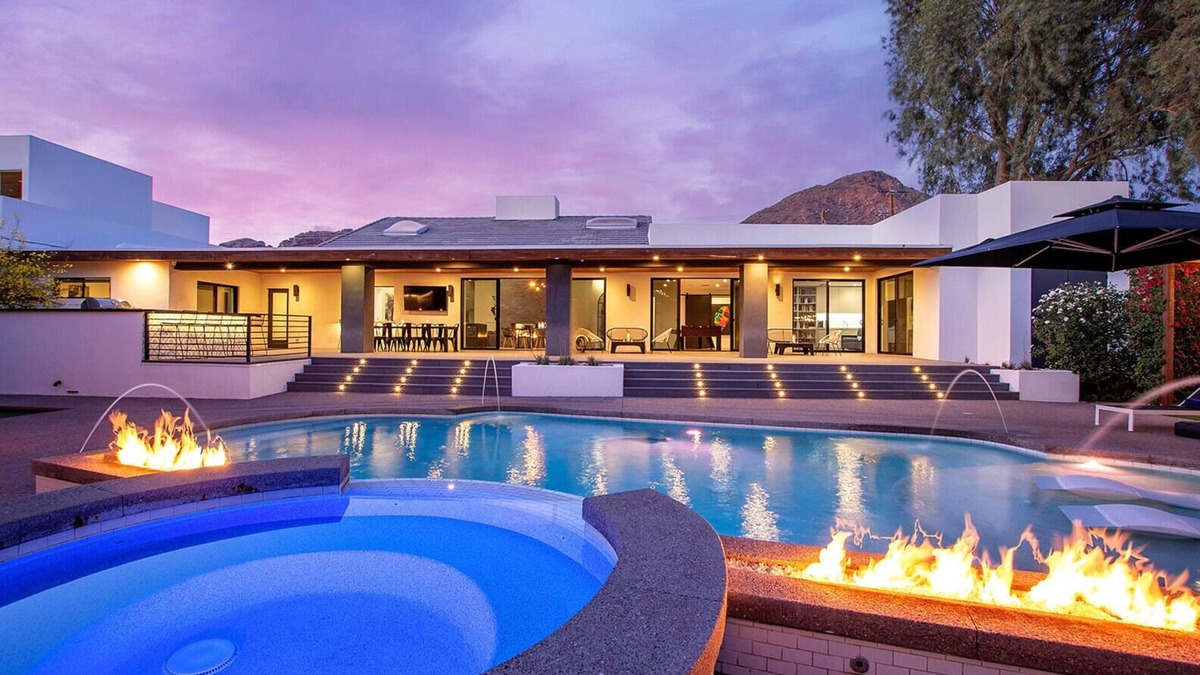 Arcadia House | Spring Specials! Camelback Mountain Views, Theater, Sauna, Heated Pool, Spa