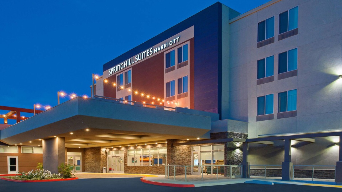 Washington Hotel | SpringHill Suites by Marriott Huntington Beach Orange County