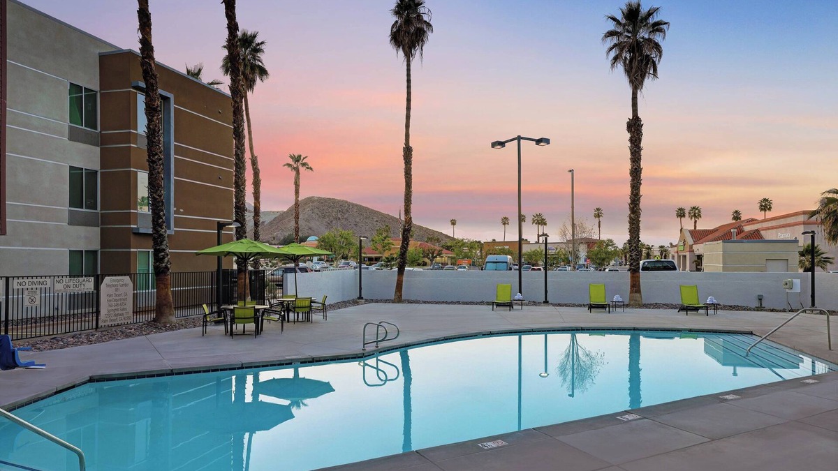 Palm Desert Hotel | SpringHill Suites by Marriott Palm Desert