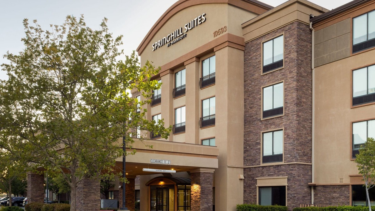 Roseville Hotel | SpringHill Suites by Marriott Roseville