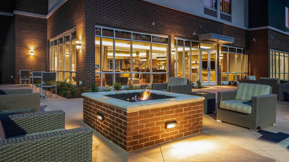 Huntersville Hotel | SpringHill Suites by Marriott Charlotte Huntersville
