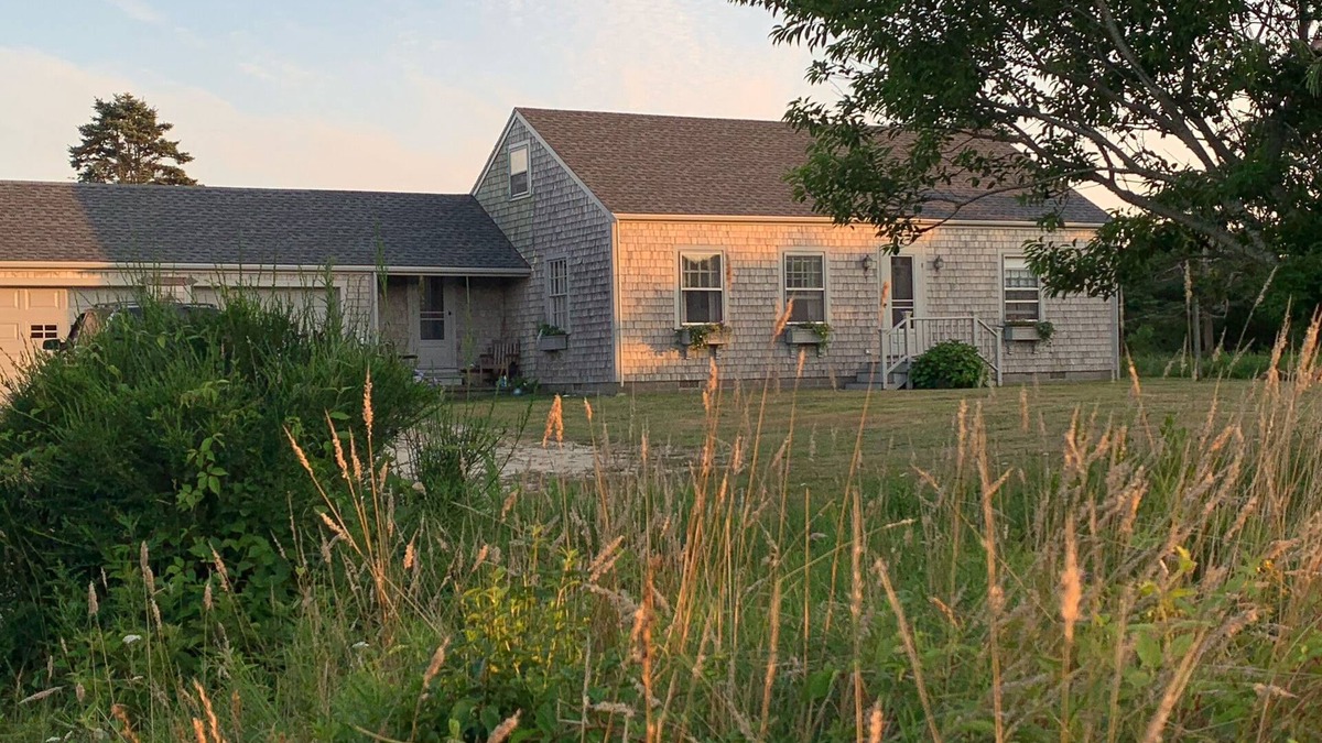 Wauwinet House | Squam Homestead - Beautiful, Tranquil, Private. away from the crowds