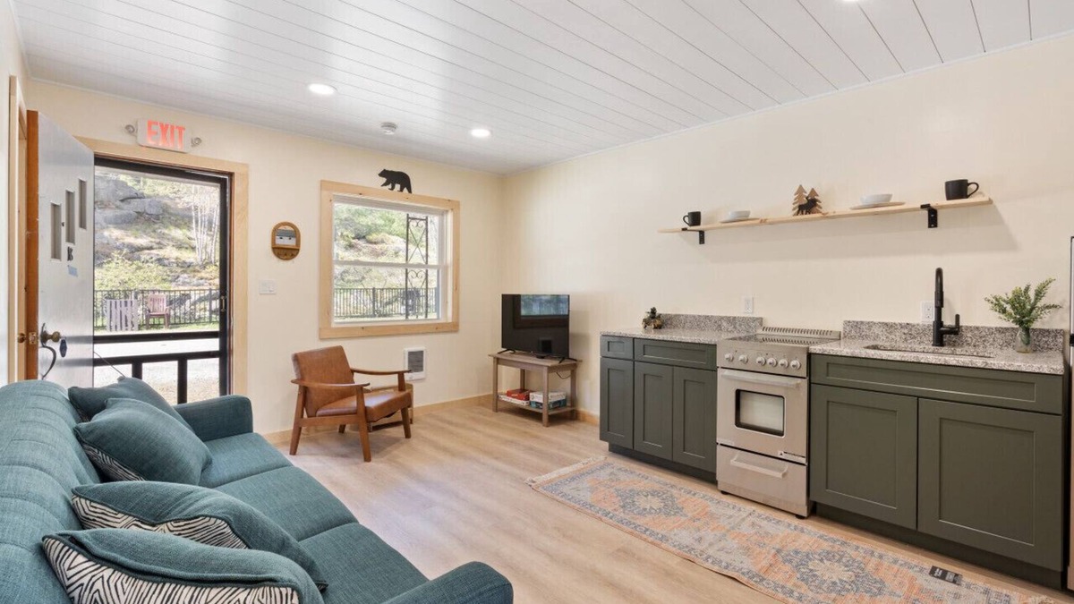 Holderness House | Squam Waterfront 2 bed 2 bath (Suite 3)
