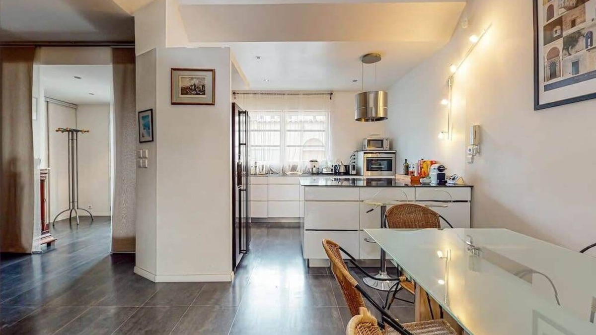 Saint - Agne House | St Agne· 3 min du métro/bus - Patio - bassin