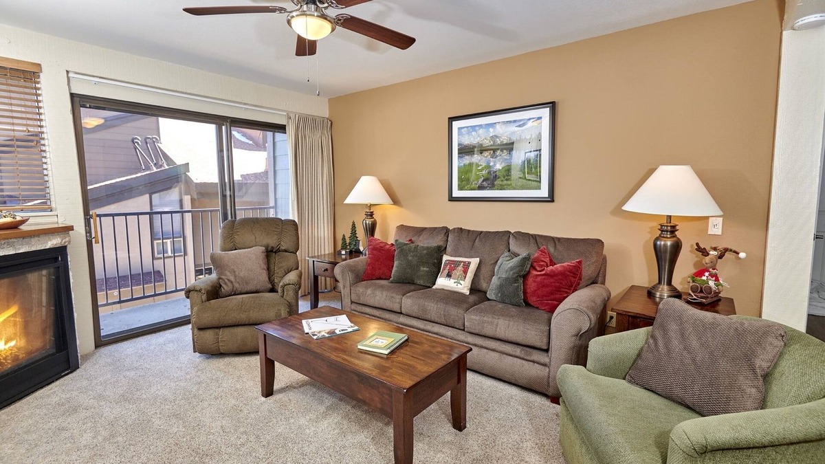 Mammoth Lakes Condo | St Anton Condos #25 (1-Bedroom) with Pool by RedAwning
