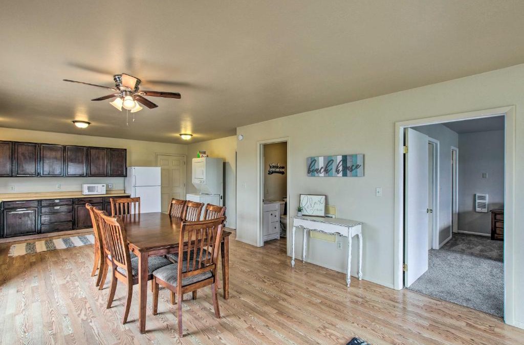 St. Charles Apartment | St Charles Condo - 6 Miles to North Beach Park!