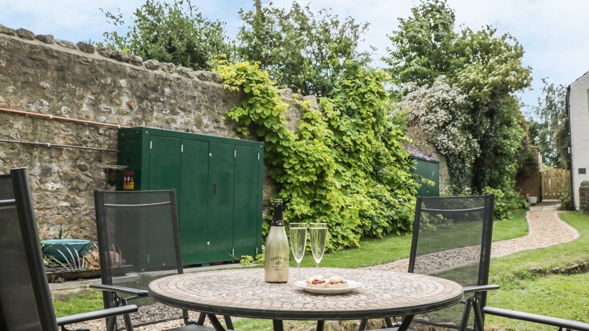 Bedale Cottage | St Edmunds House