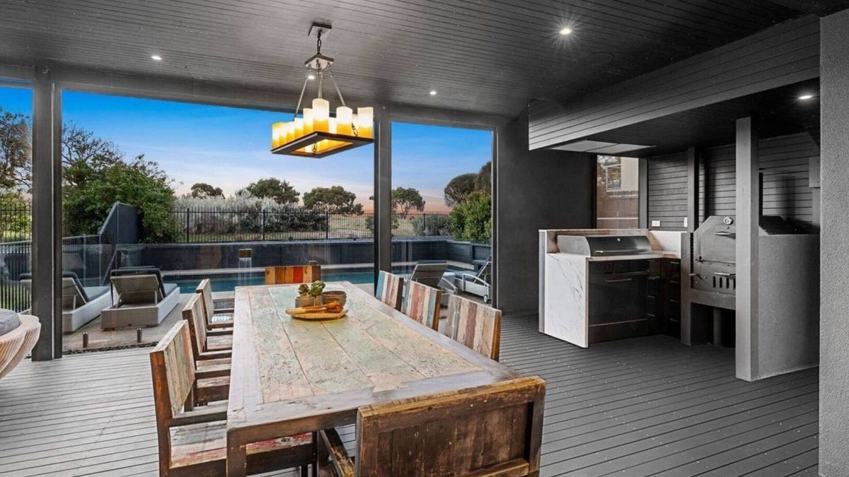 Torquay House | St Georges Luxury Beach House