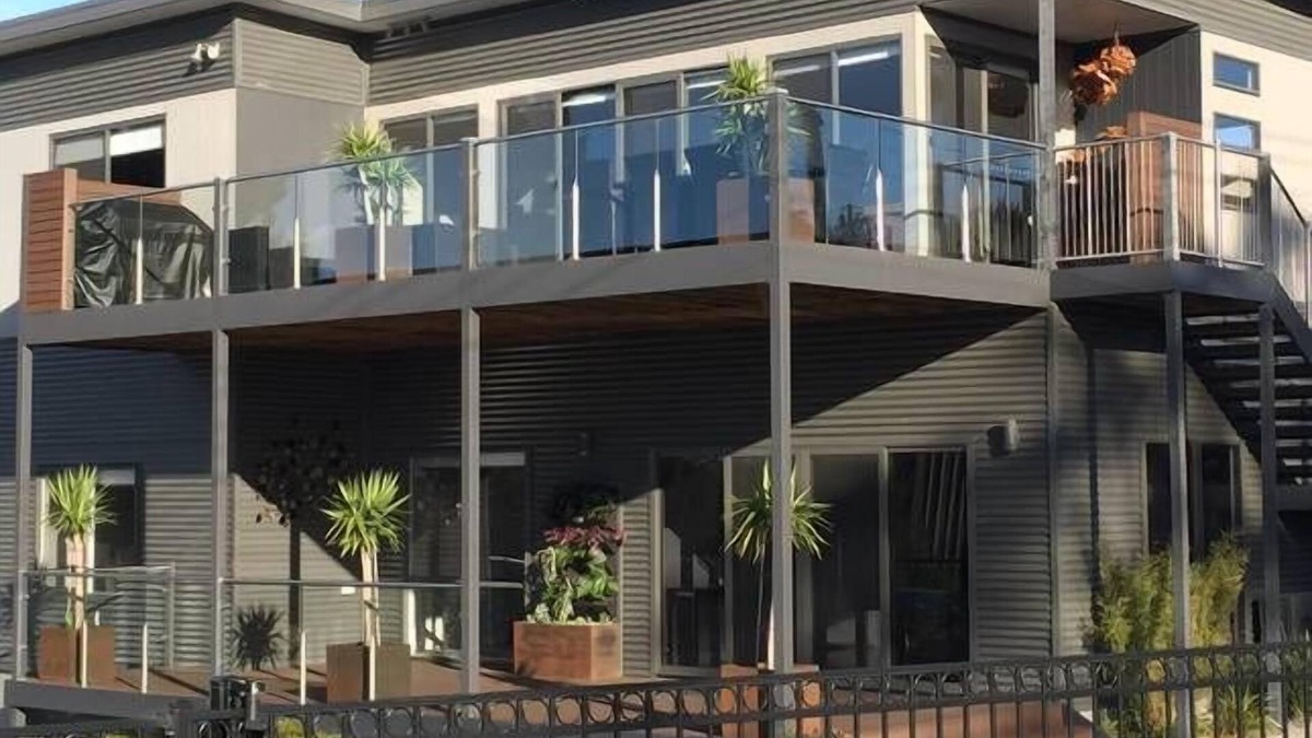 Stieglitz House | St Helens Beach House