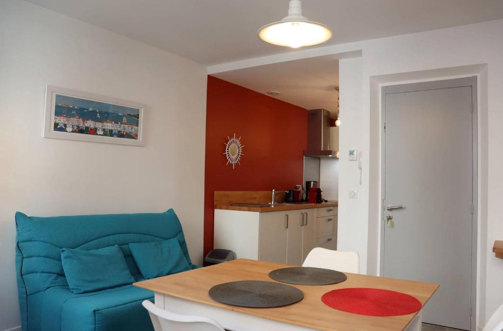 Saint-Jean-de-Luz City Center Apartment | St Jean de Luz, Centre ville 2 pièces, plage à pied - 3 étoiles