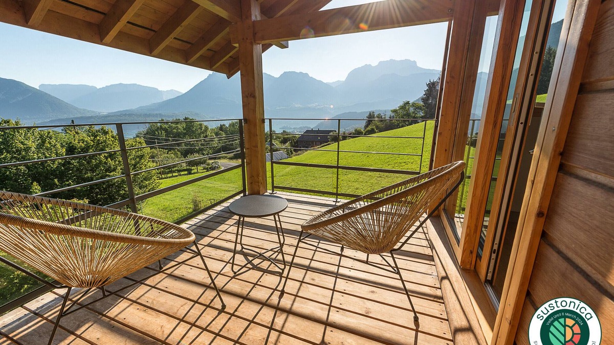 Saint-Eustache Ski Chalet | ST JORIOZ - Wood & Art avec vue lac à 360°