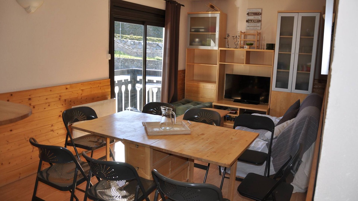 Saint-Lary-Soulan Apartment | St LARY SOULAN, PLA D'ADET apartment at the foot of the slopes, full exposure