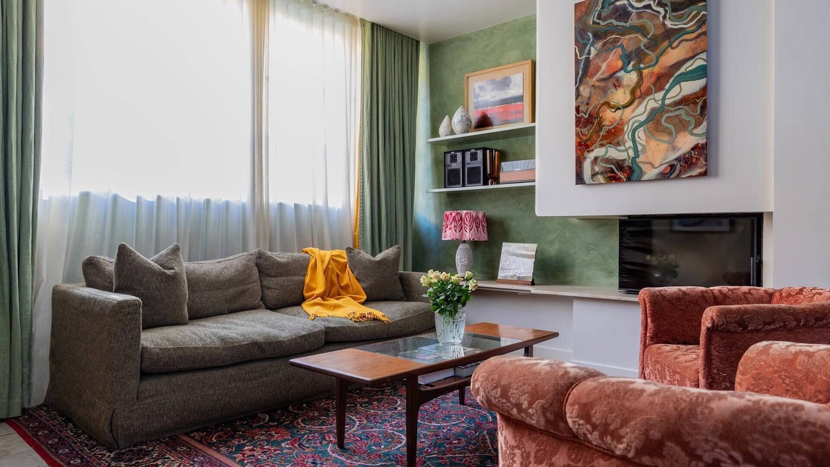 Westbourne Apartment | St Luke's Mews III by onefinestay