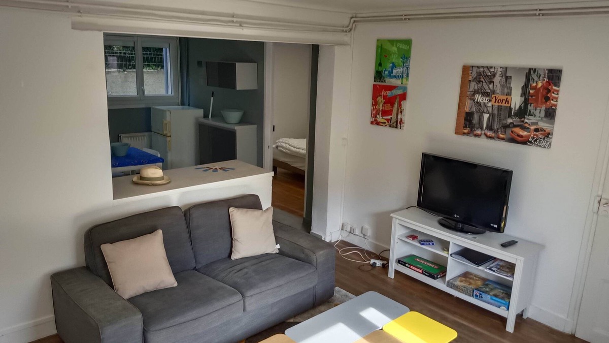 Rocabey - Alsace - Gare Apartment | St Malo apartment in the station district, 15 min walk from the sea.
